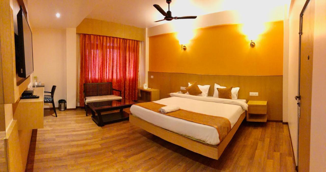 Orange Homestay Shillong Eksteriør billede